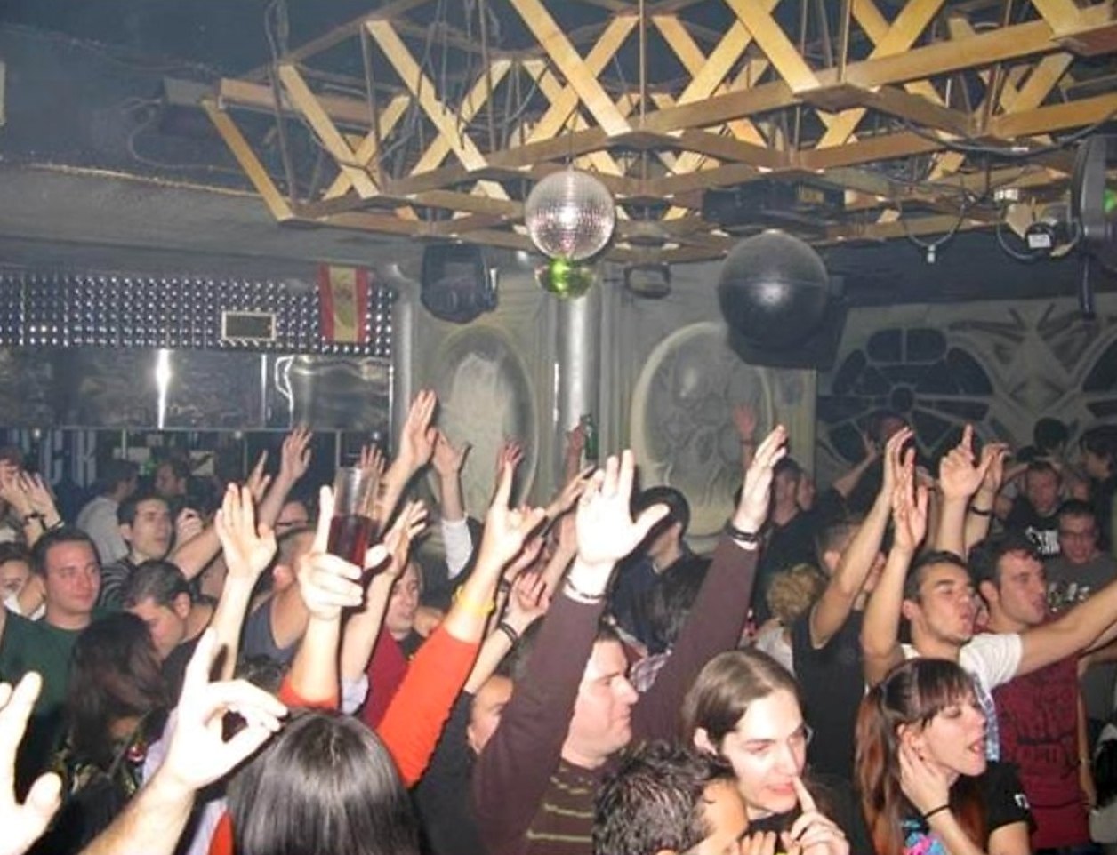 Pista de Specka con el público en plena sesión